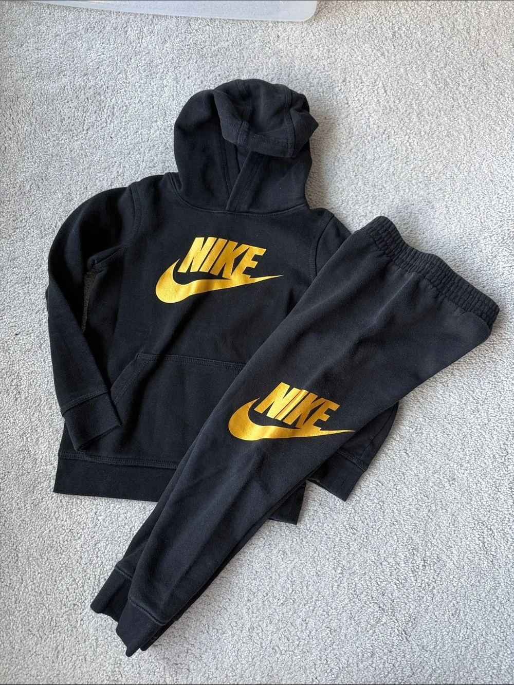 Kids Nike Sweatsuit